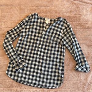Checkered flowy blouse